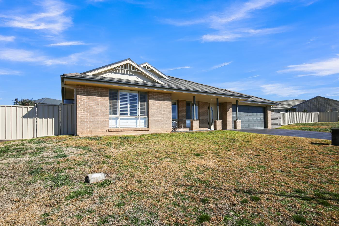 Modern Studio Granny Flat West Ryde. Click to Check Availability